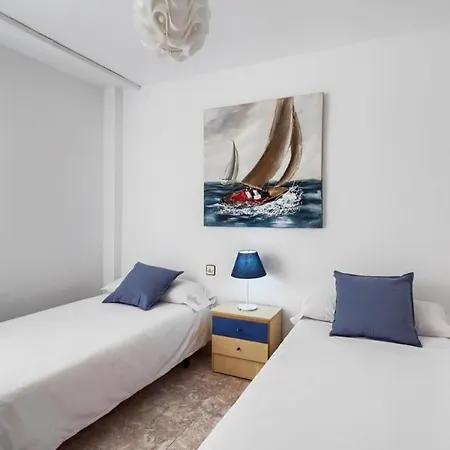 Amplio Piso Playa Apartment *